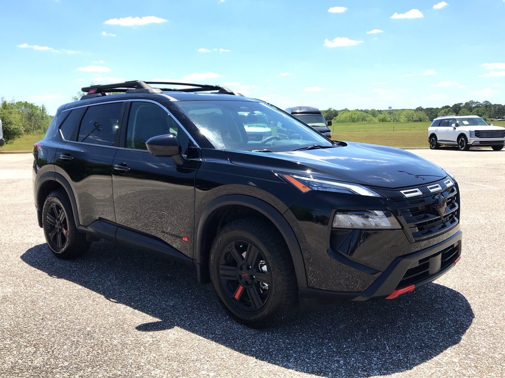 2025 Nissan Rogue Rock Creek®