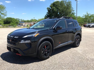2025 Nissan Rogue Rock Creek®