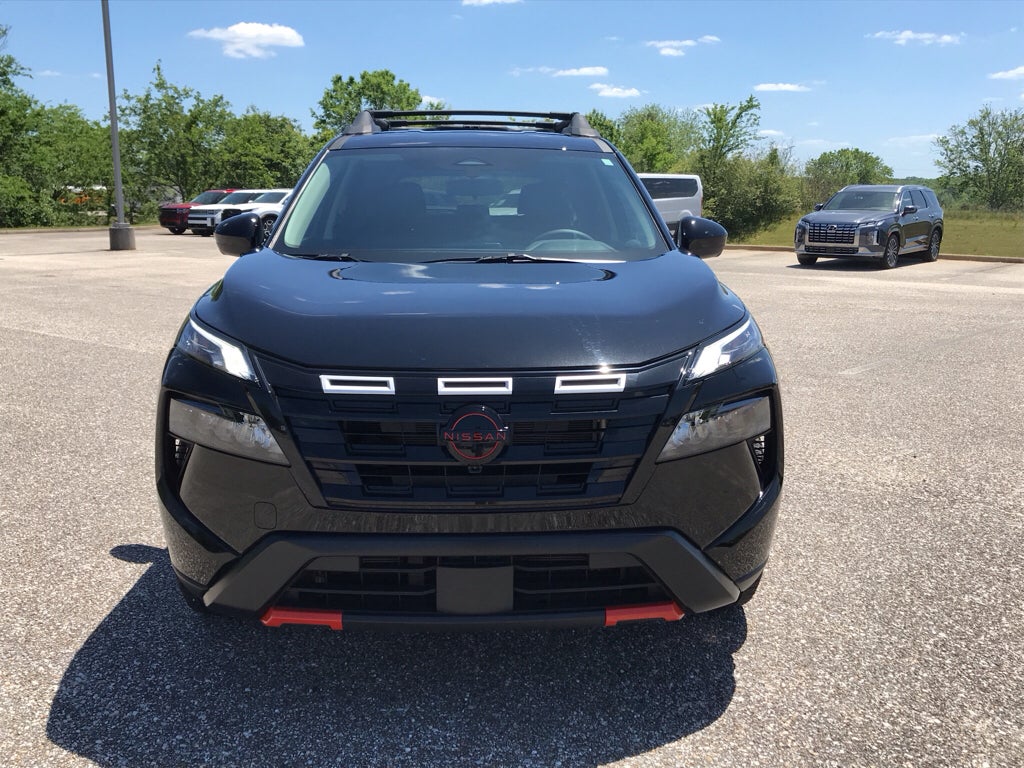 2025 Nissan Rogue Rock Creek®