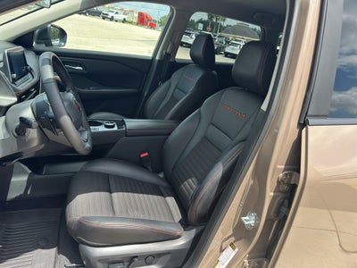 2025 Nissan Rogue Rock Creek®