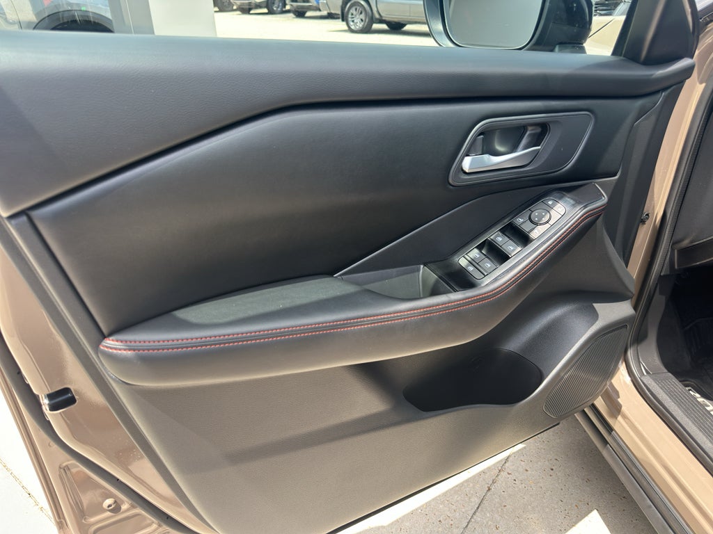 2025 Nissan Rogue Rock Creek®