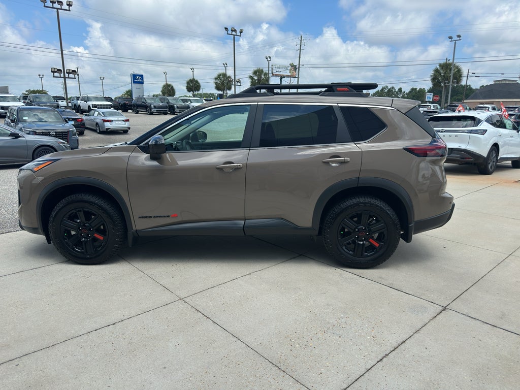 2025 Nissan Rogue Rock Creek®