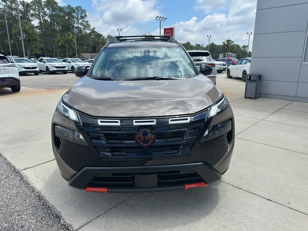 2025 Nissan Rogue Rock Creek®