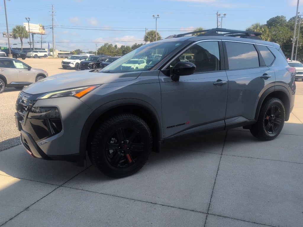 2025 Nissan Rogue Rock Creek®