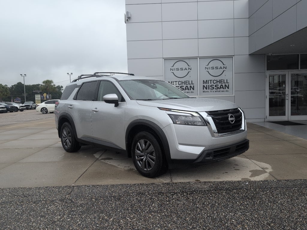 2025 Nissan Pathfinder SV