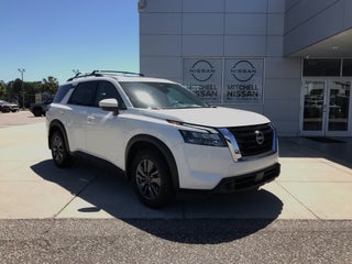 2024 Nissan Pathfinder SV