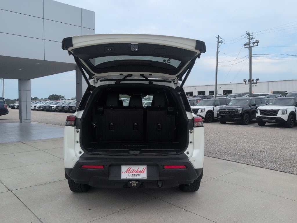 2025 Nissan Pathfinder Rock Creek