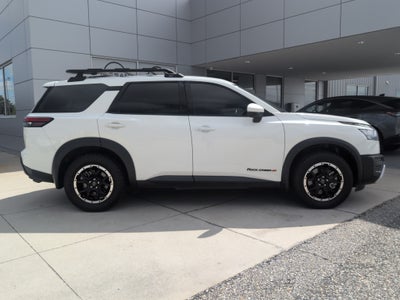 2025 Nissan Pathfinder Rock Creek®