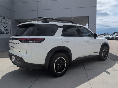 2025 Nissan Pathfinder Rock Creek®