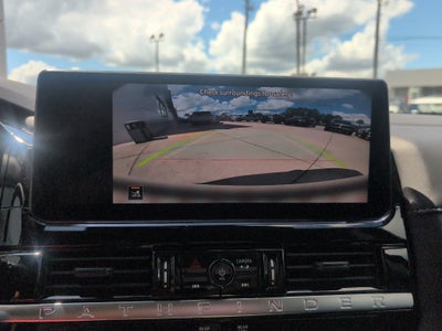 2026 Nissan Pathfinder SV