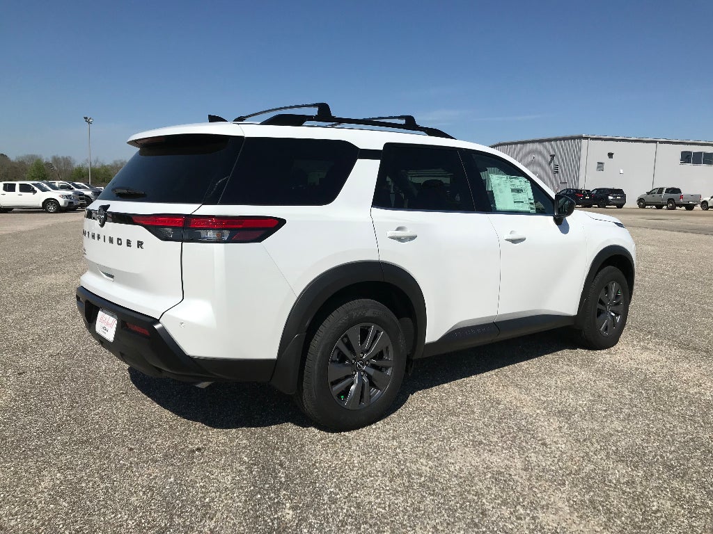 2026 Nissan Pathfinder SV