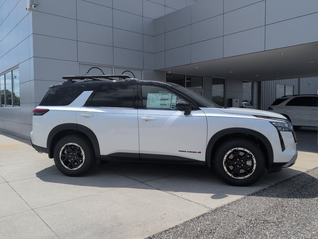 2026 Nissan Pathfinder Rock Creek®