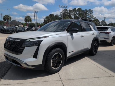 2026 Nissan Pathfinder Rock Creek®