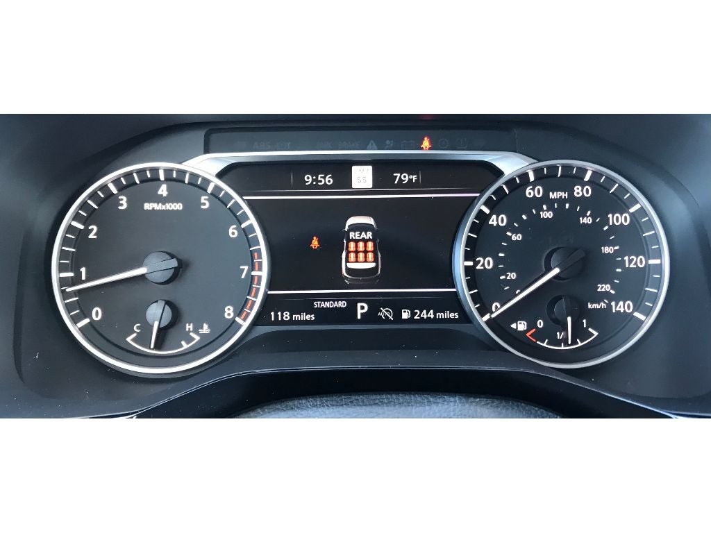 2025 Nissan Pathfinder SL