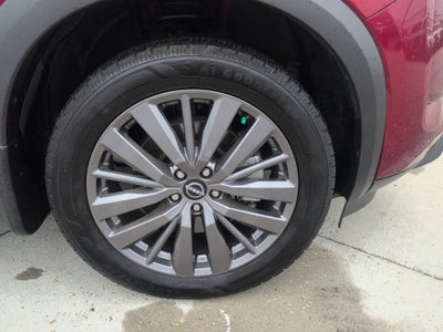 2024 Nissan Pathfinder SL