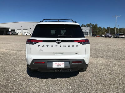 2026 Nissan Pathfinder SL