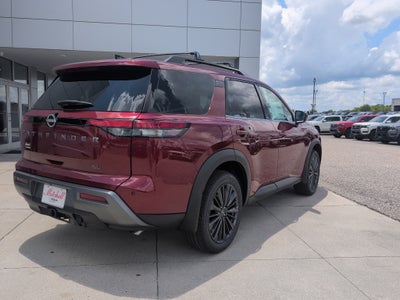 2026 Nissan Pathfinder SL