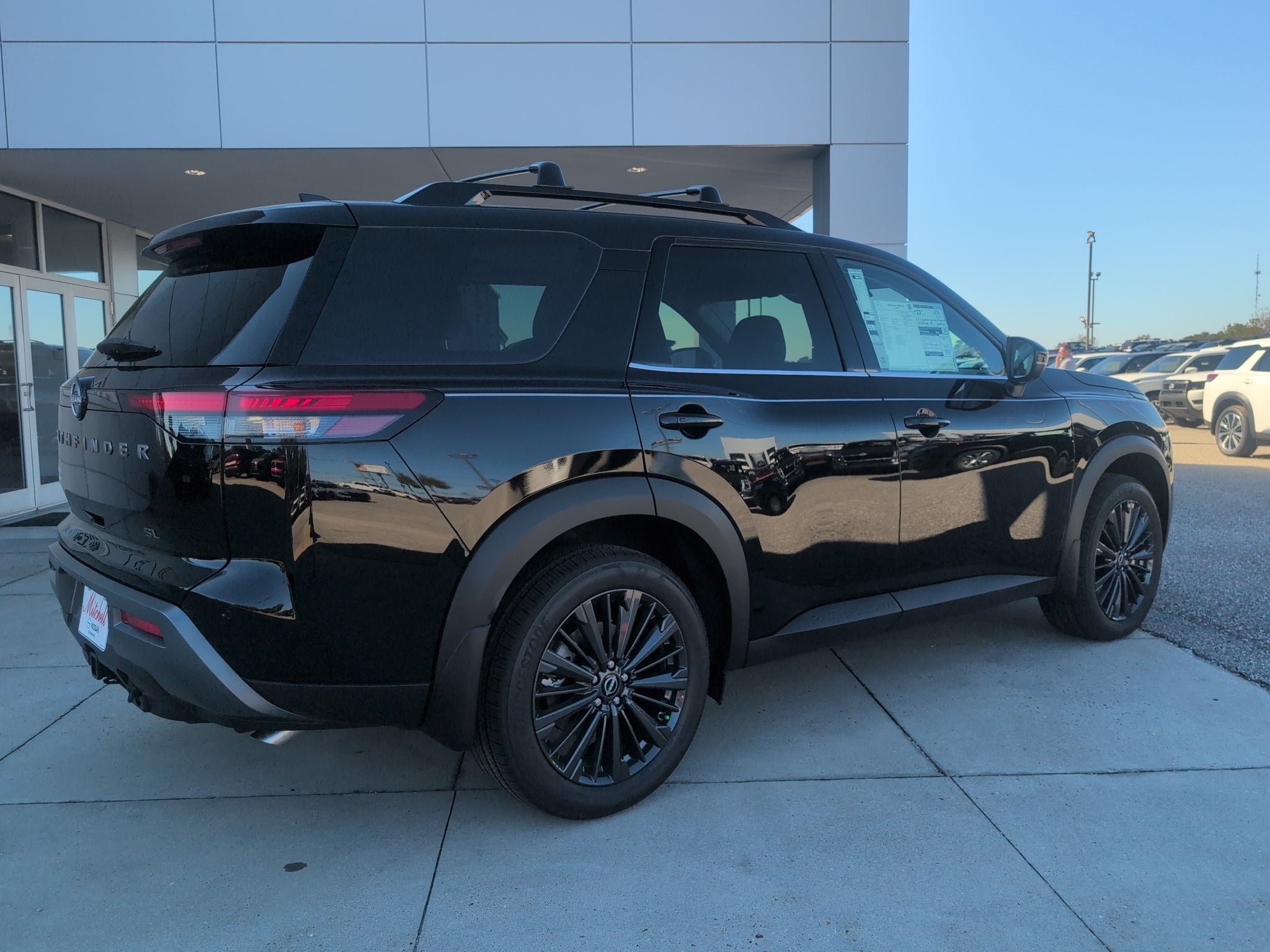 2026 Nissan Pathfinder SL