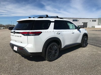 2026 Nissan Pathfinder SL