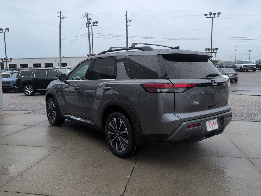 2026 Nissan Pathfinder Platinum