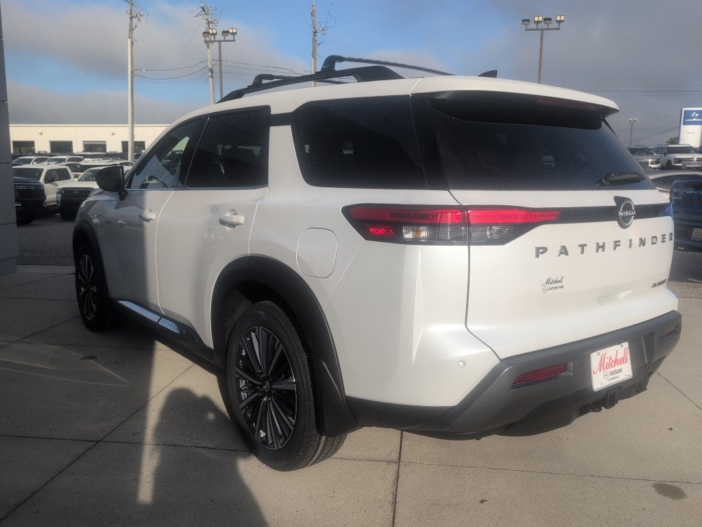 2026 Nissan Pathfinder Platinum
