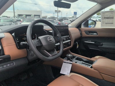 2026 Nissan Pathfinder Platinum