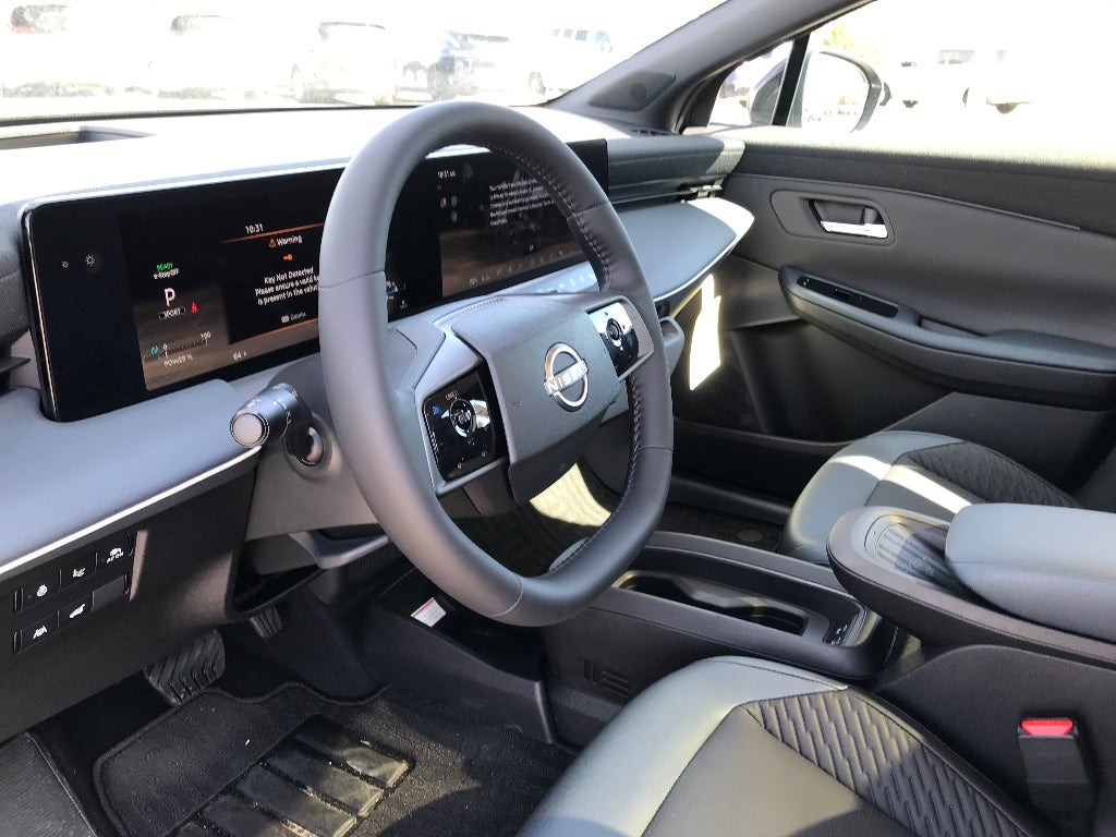 2026 Nissan LEAF Platinum+