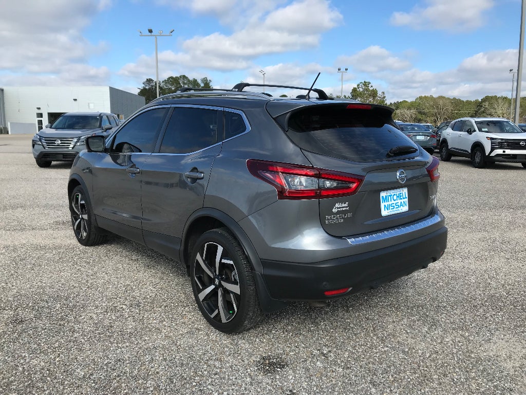 2022 Nissan Rogue Sport SL