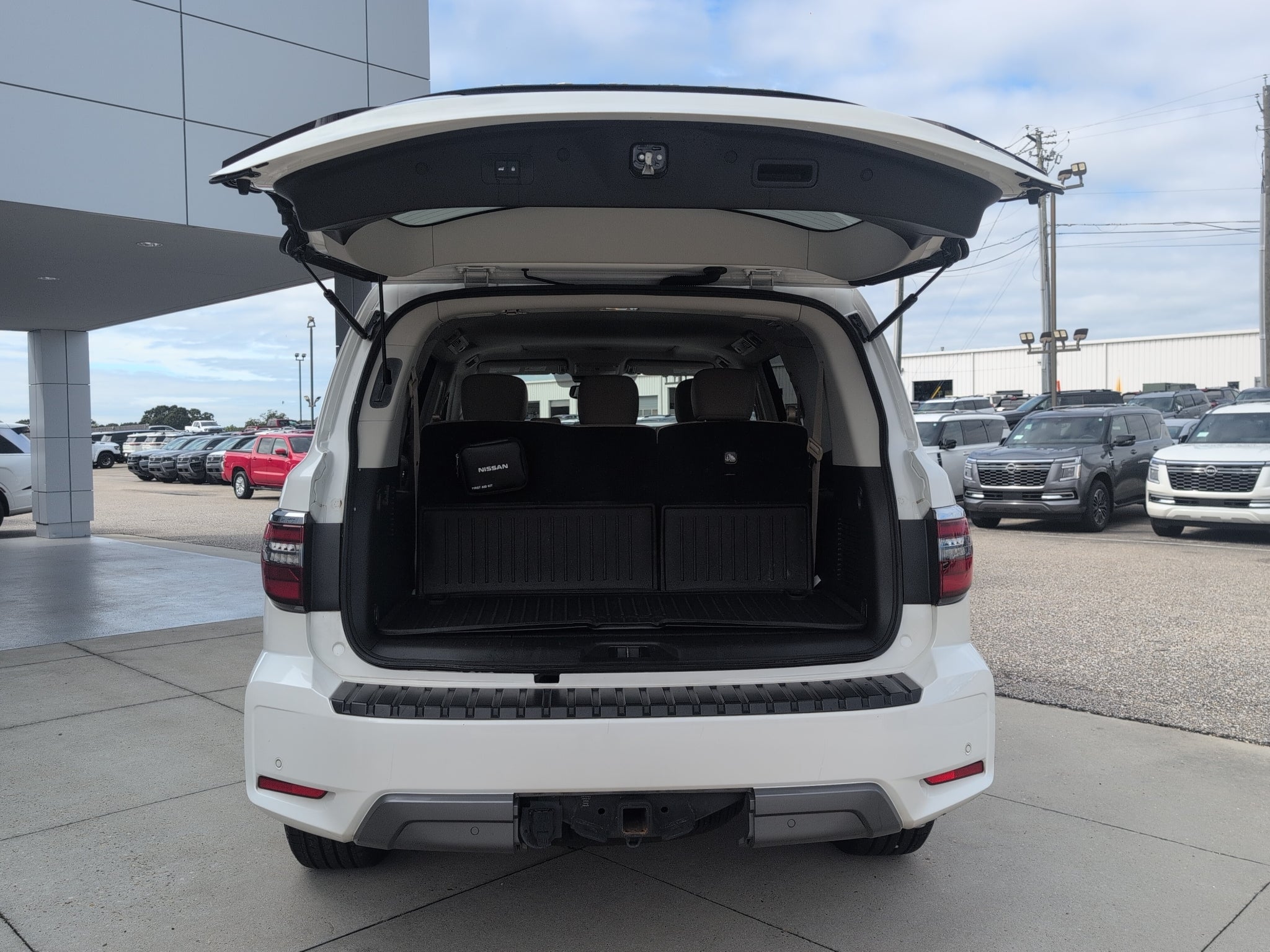 2023 Nissan Armada SL