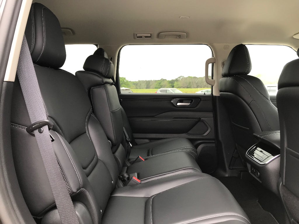 2026 Nissan Armada SV