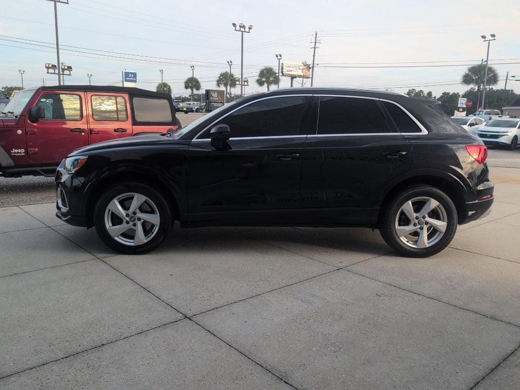 2020 Audi Q3 Premium