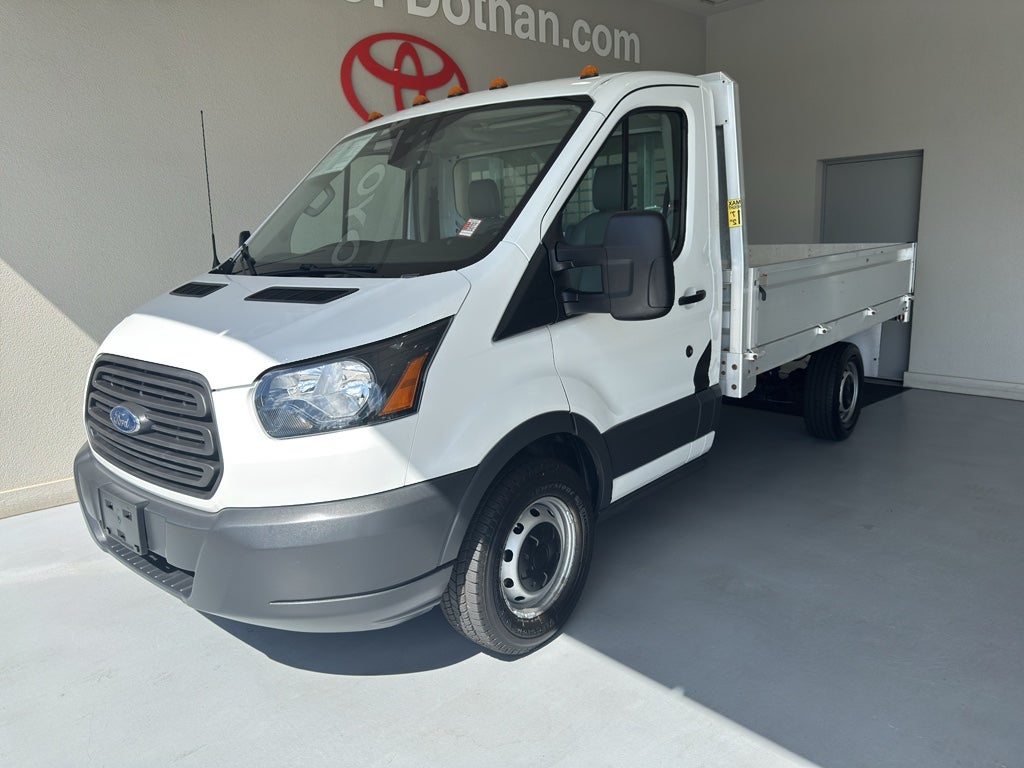 2018 Ford Transit Chassis Cab Base