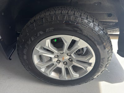 2025 Chevrolet Silverado LTZ