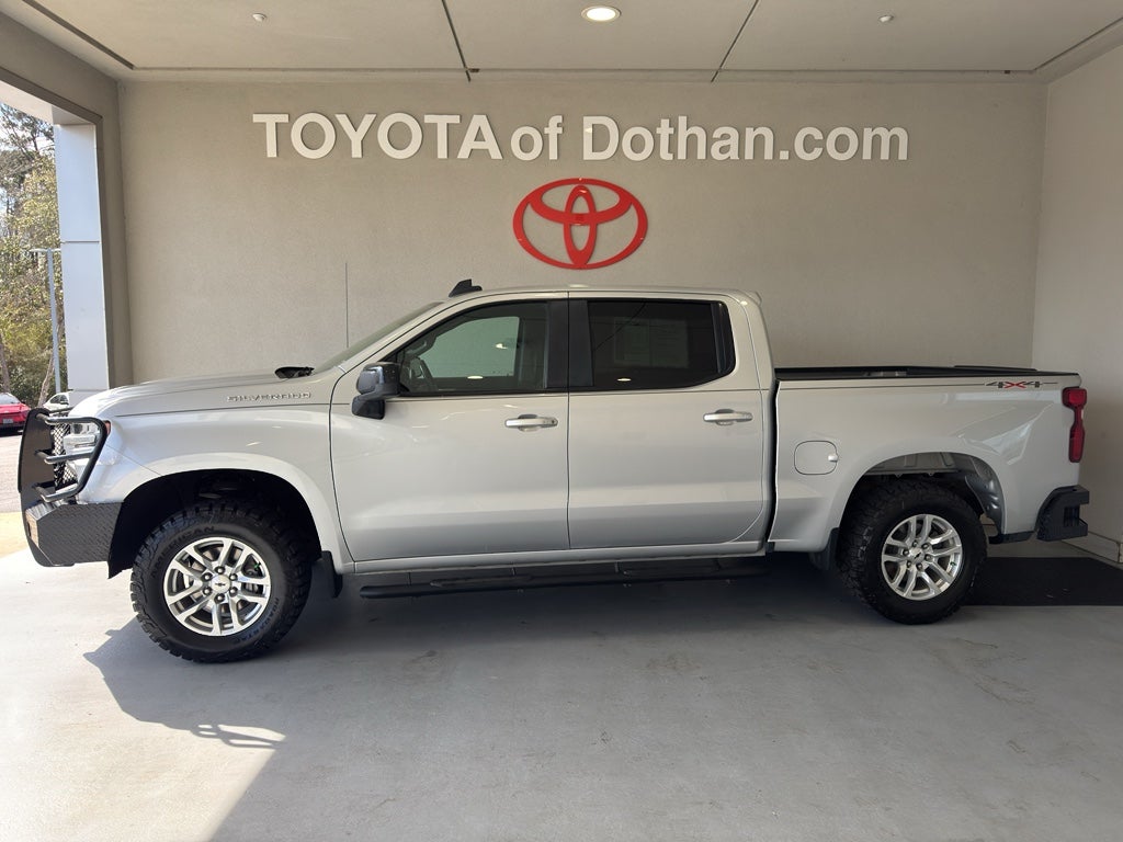 2020 Chevrolet Silverado RST