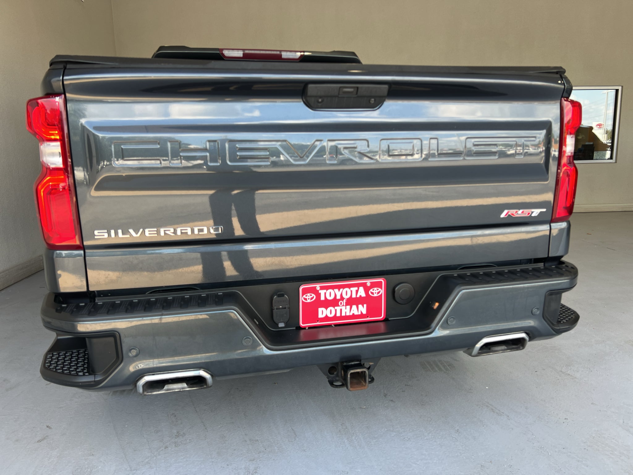 2022 Chevrolet Silverado RST