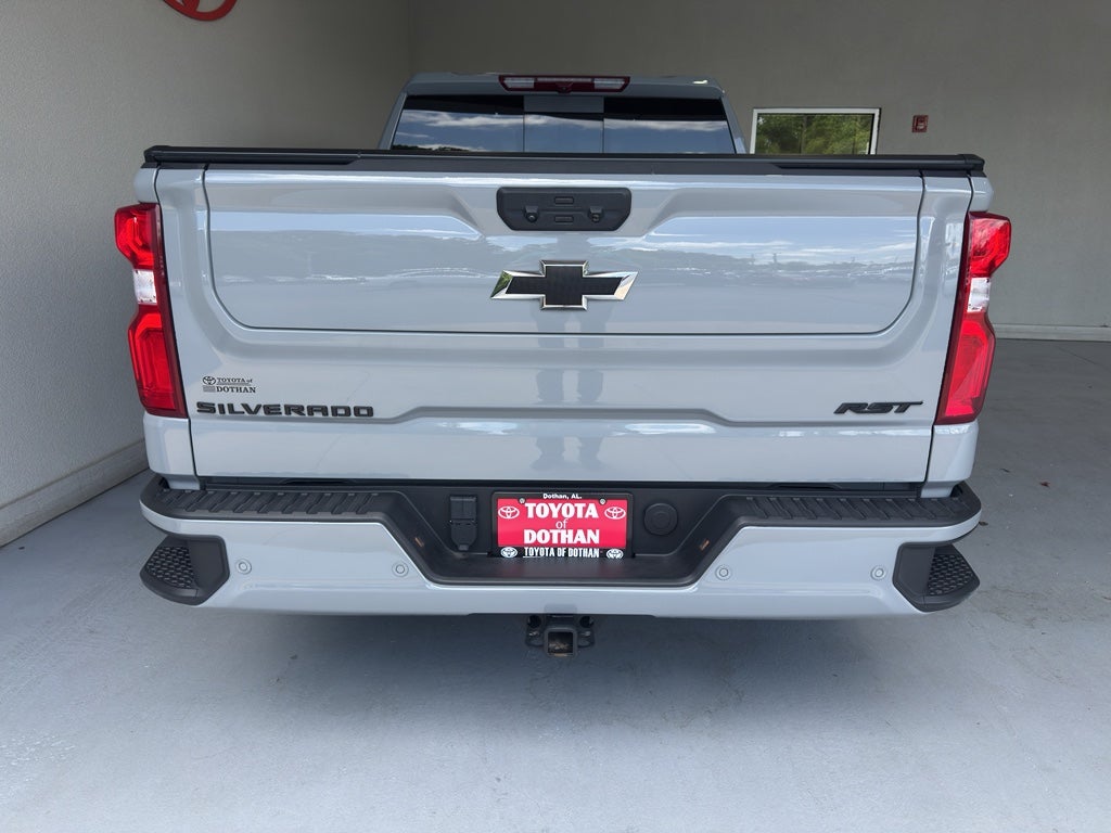 2025 Chevrolet Silverado RST