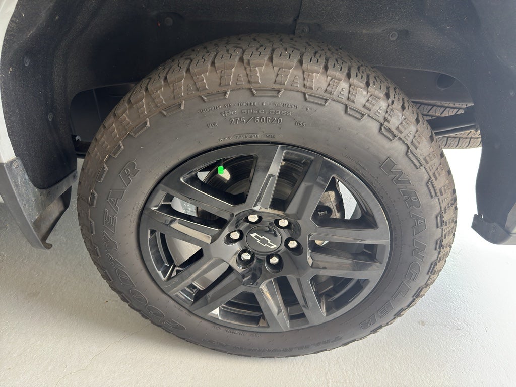 2025 Chevrolet Silverado RST