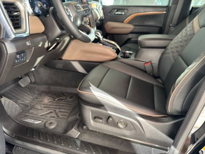 2024 GMC Canyon 4WD Denali
