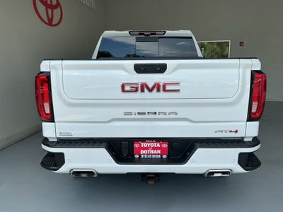 2024 GMC Sierra AT4