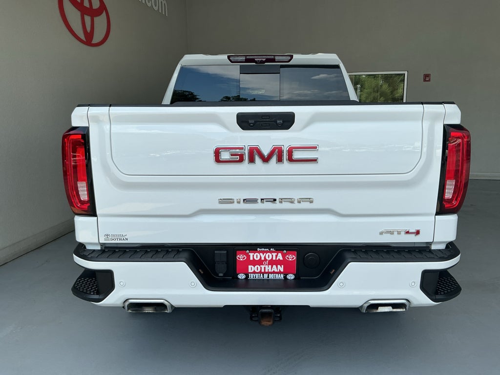 2024 GMC Sierra AT4
