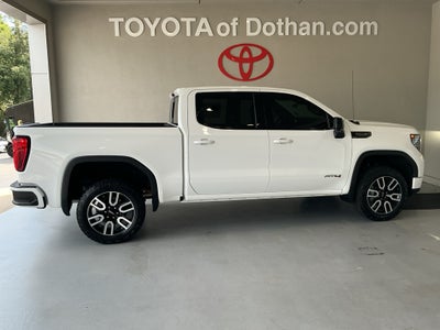 2024 GMC Sierra AT4
