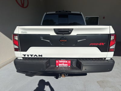 2022 Nissan Titan PRO-4X