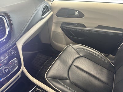 2024 Chrysler Pacifica Limited