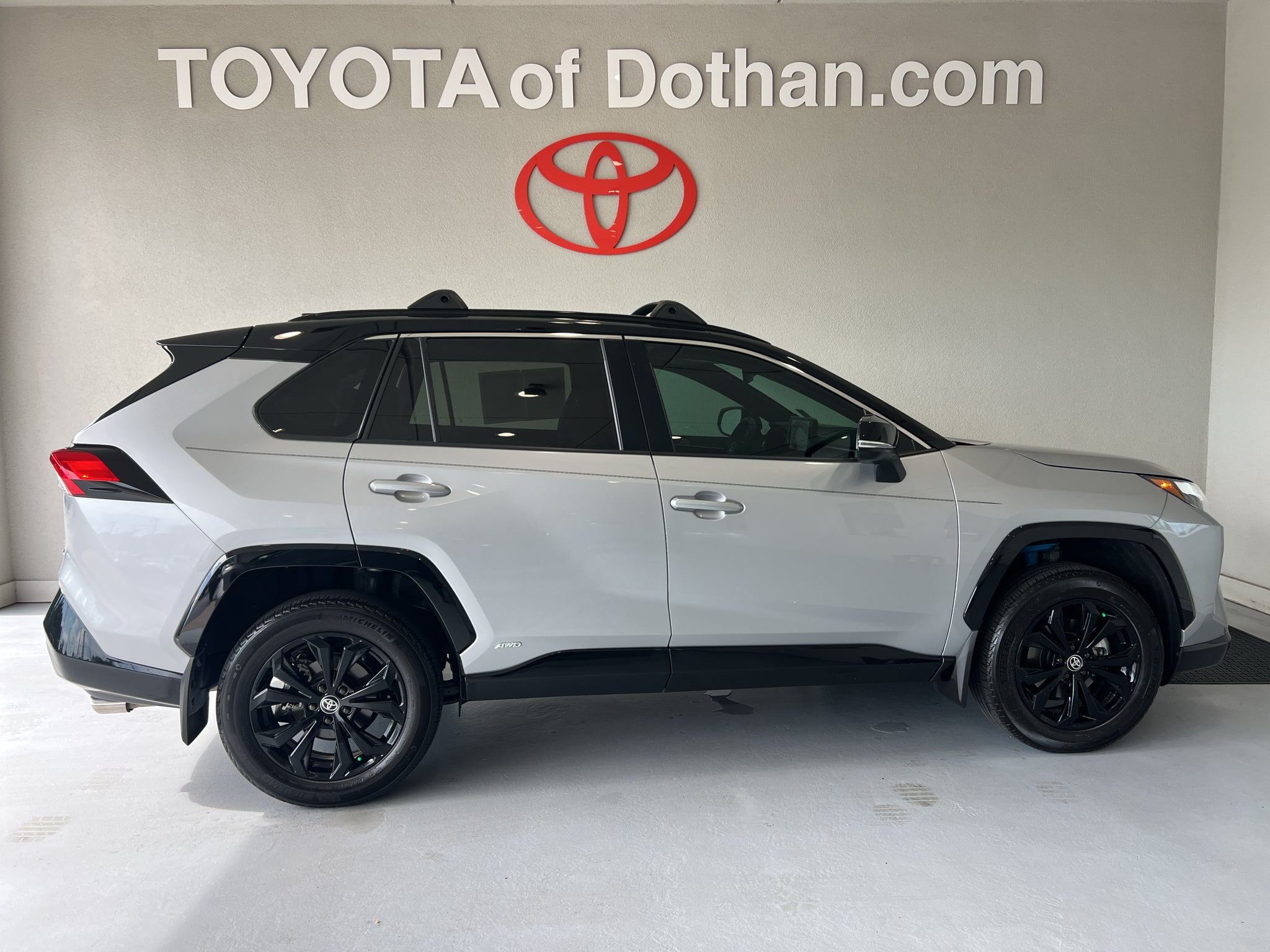 2024 Toyota RAV4 Hybrid Hybrid XSE