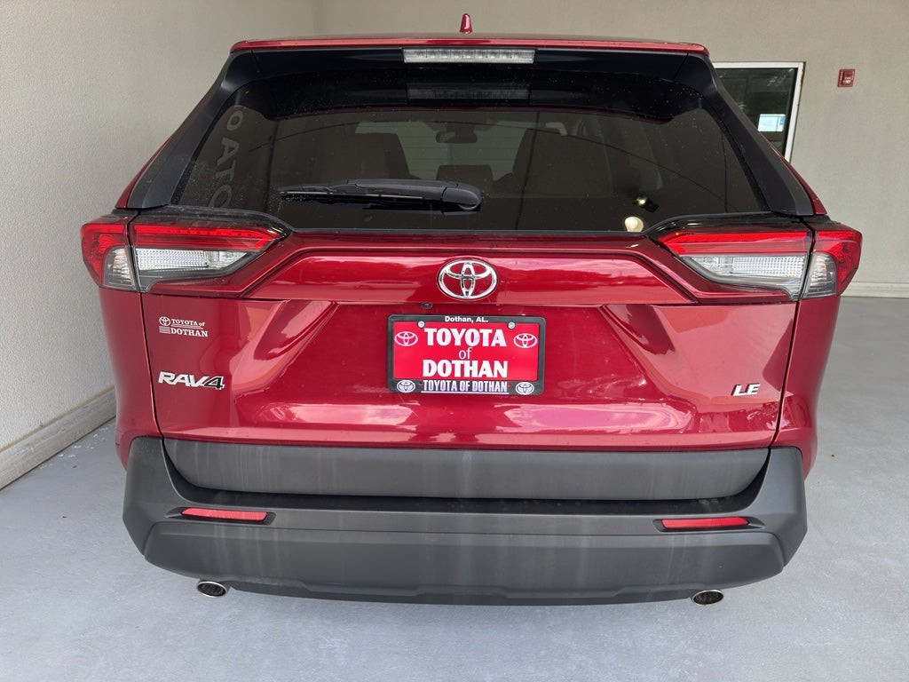 2022 Toyota RAV4 LE