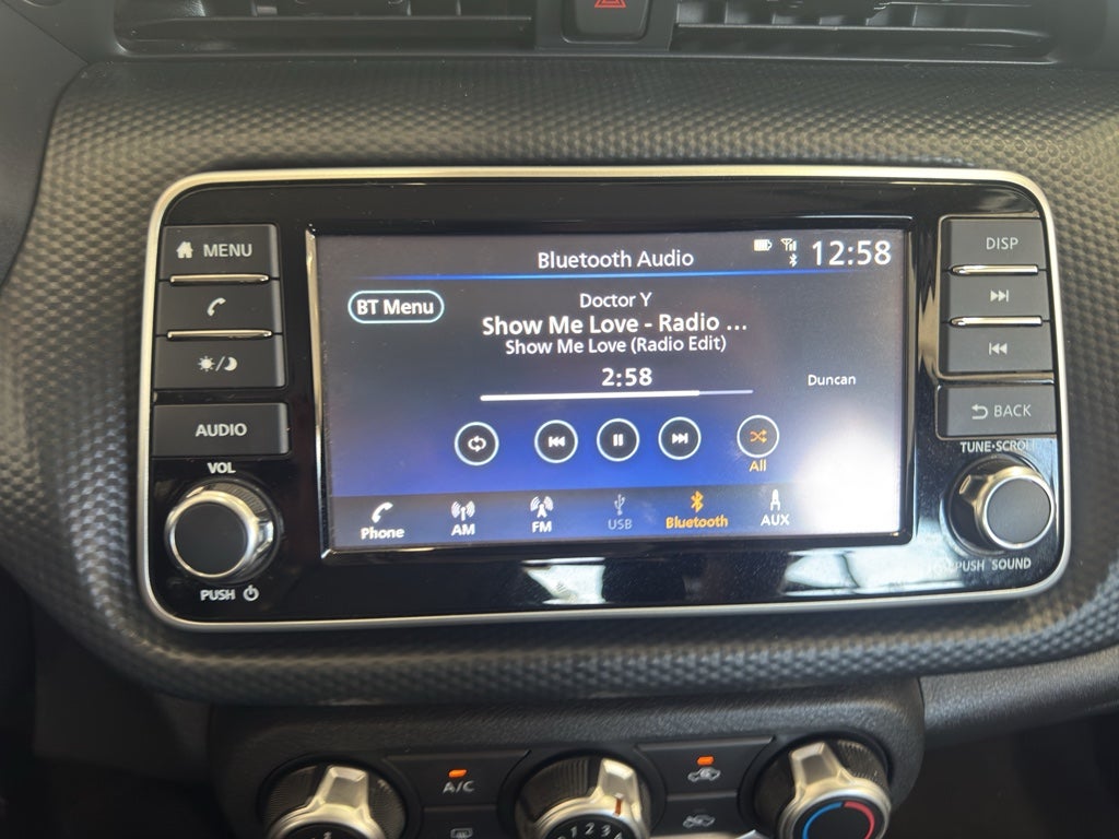 2021 Nissan Kicks S