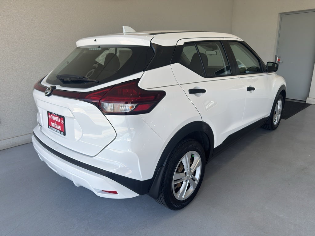 2021 Nissan Kicks S