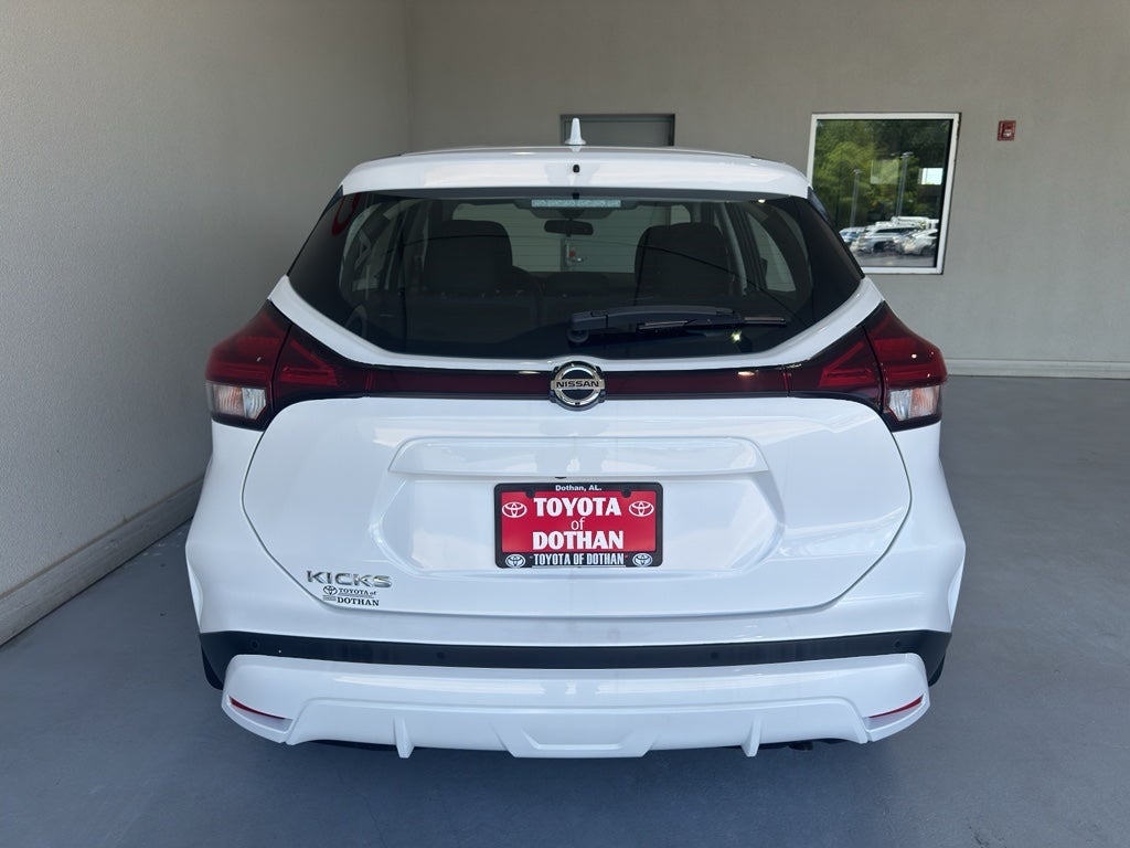 2021 Nissan Kicks S