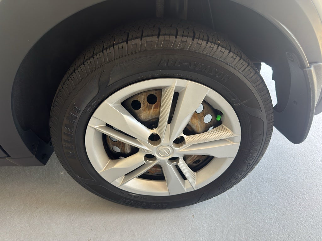 2021 Nissan Kicks S