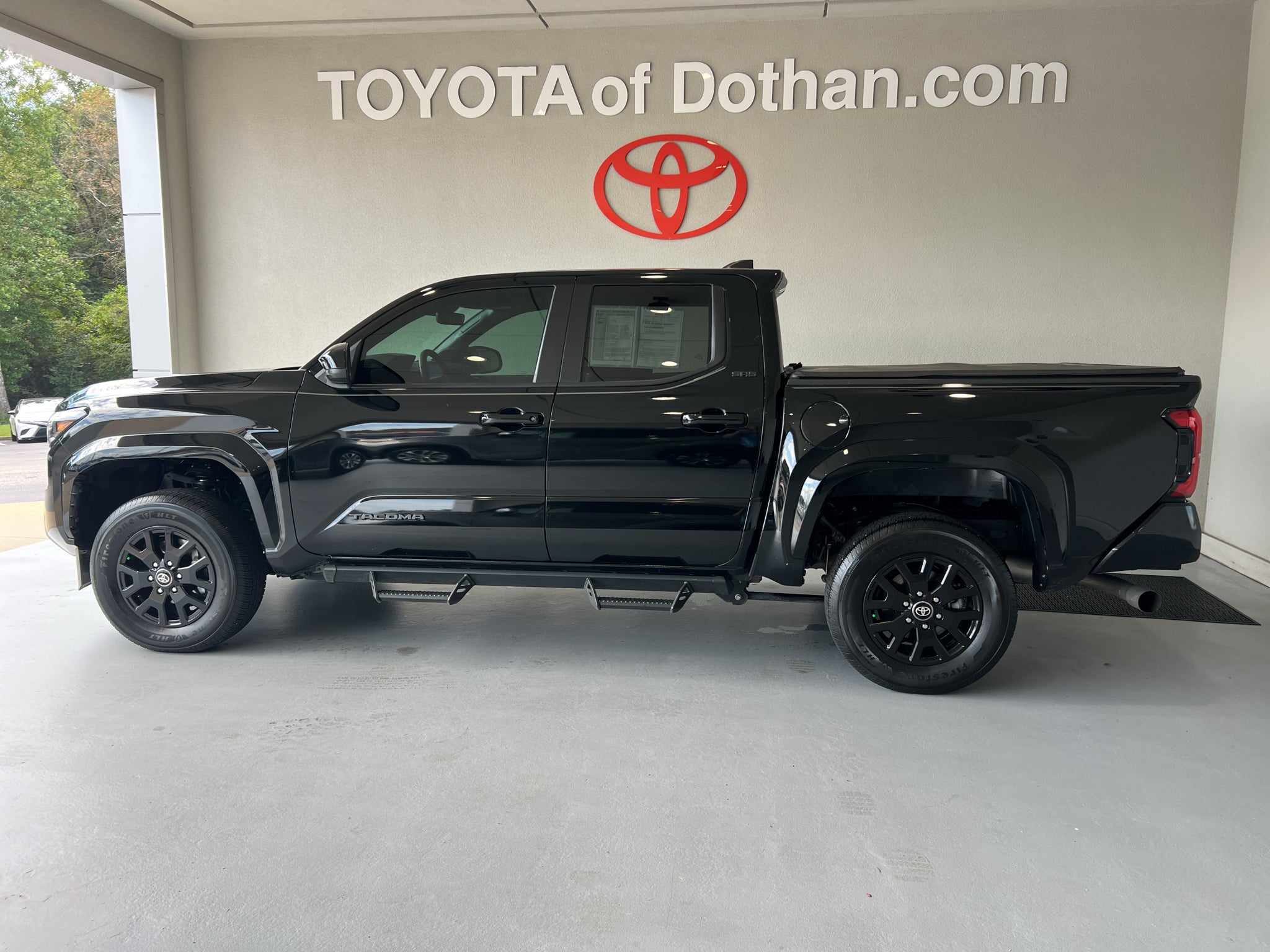 2024 Toyota Tacoma SR5